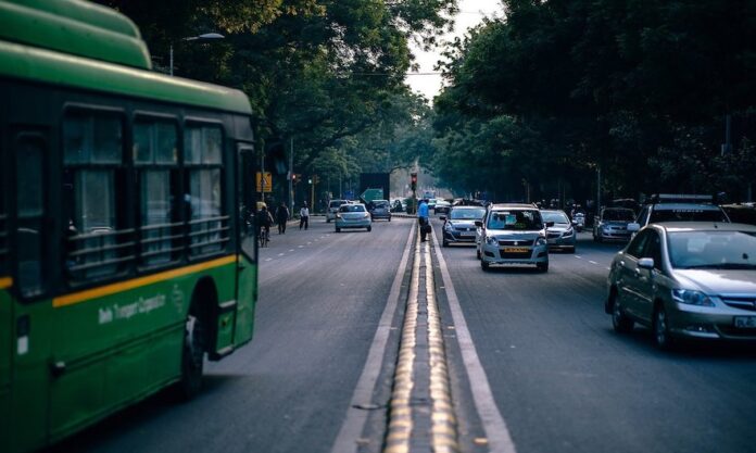 fine for crossing road in saudi arabia